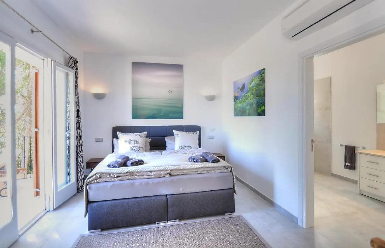 Villa Elegant Mallorca Home Can Estera 6 Bedrooms All En-Suite Extra Large Private Pool Porto Colom Felanitx