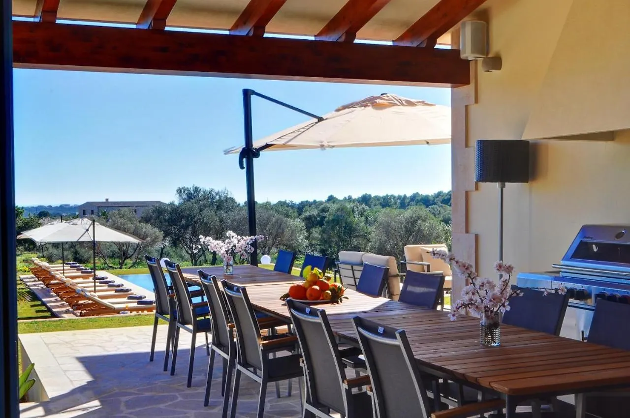 Elegant Mallorca Home Can Estera 6 Bedrooms All En-Suite Extra Large Private Pool Porto Colom Felanitx