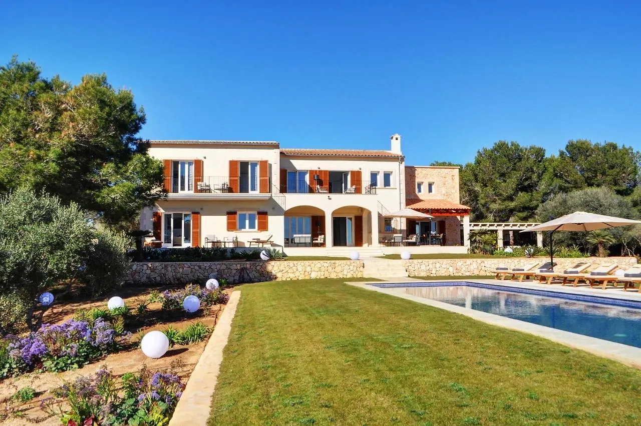 Elegant Mallorca Home Can Estera 6 Bedrooms All En-Suite Extra Large Private Pool Porto Colom Felanitx